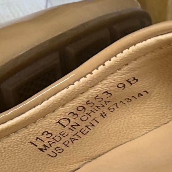 Cole Haan Tan Wedge Shoes with Classic Design Womens 9B - Picture 8 of 10